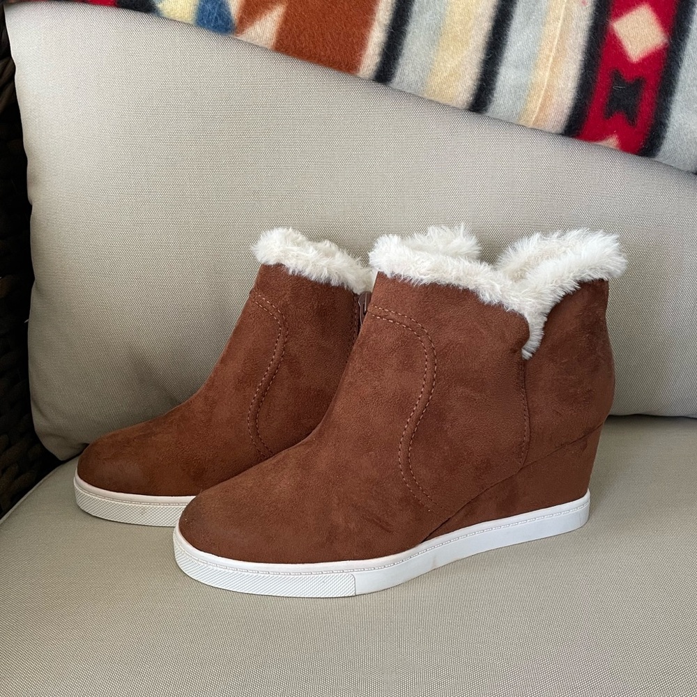Ana Wedge Booties